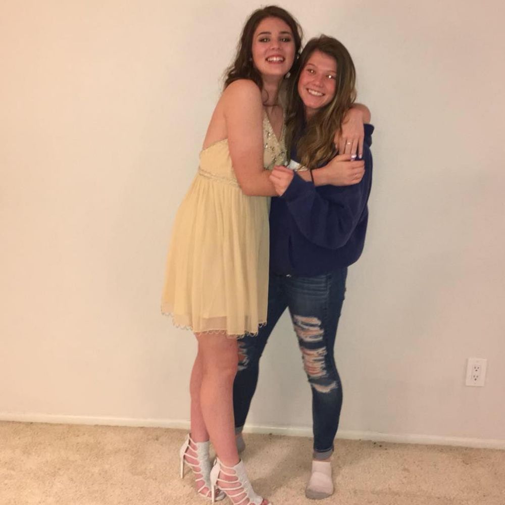 Meet your Posher, Lauren